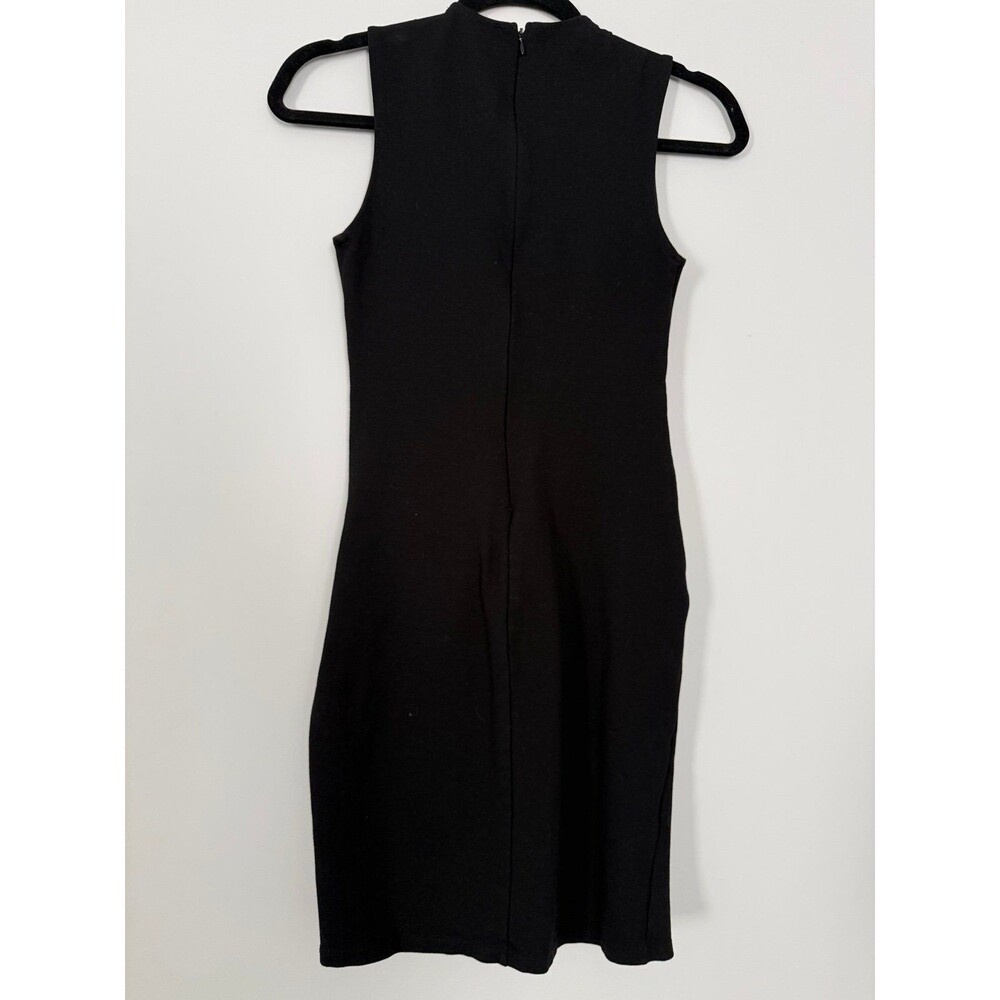 Lulus Black Sleeveless V-Neck Ruched Knee-Length Dress - Small - Picture 4 of 6